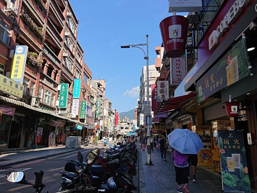 淡水老街歡樂便利民宿 Tan-šuej Exteriér fotografie